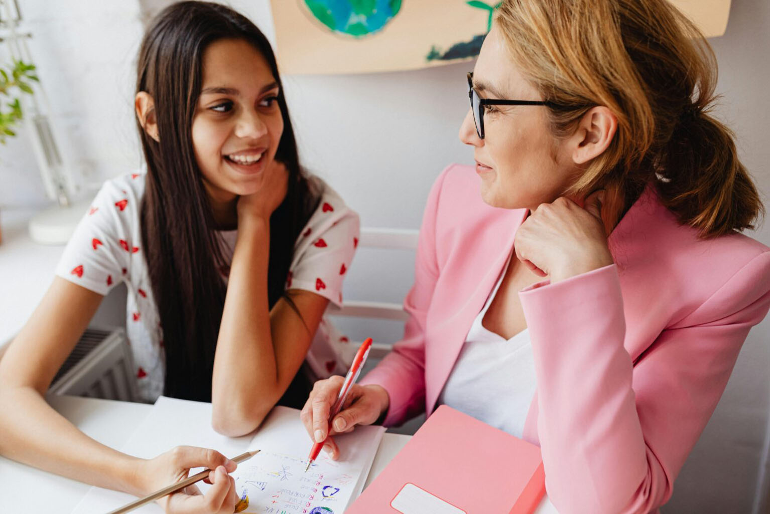 Teen in an affordable live online Spanish class for kids and teens